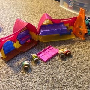 Little People Snow White House with 4 dwarfs